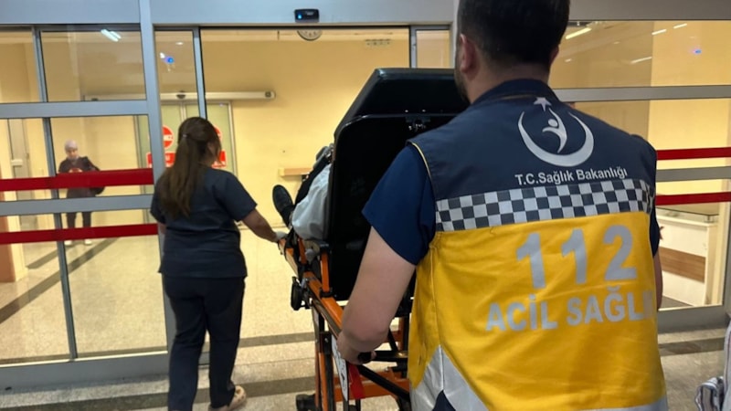 Adıyaman’da kadınların kavgasını ayırırken bıçaklandı