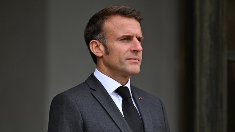 Emmanuel Macron: 15 yaş altına sosyal medyayı yasaklamalıyız