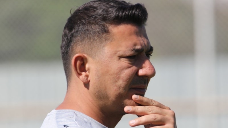 Elazığspor, Fırat Gül ile devam kararı aldı