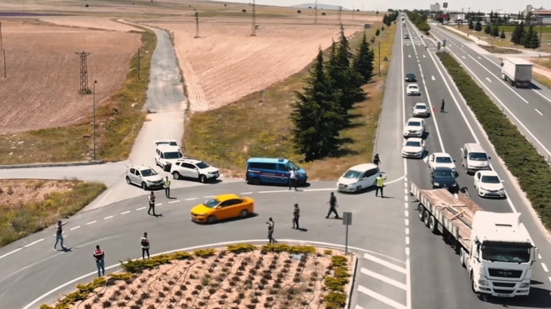 Kayseri'de midesinde uyuşturucu taşıyan İranlı şüpheliler yakalandı