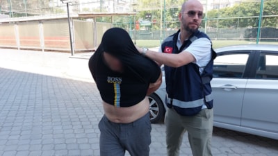 Samsun'da sitenin bahçesinden piknik masası çaldı