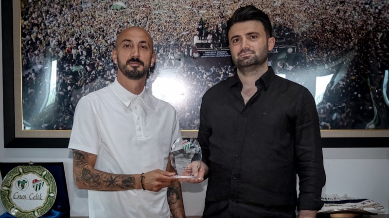 Bursaspor, Ahmet İlhan Özek ile vedalaştı