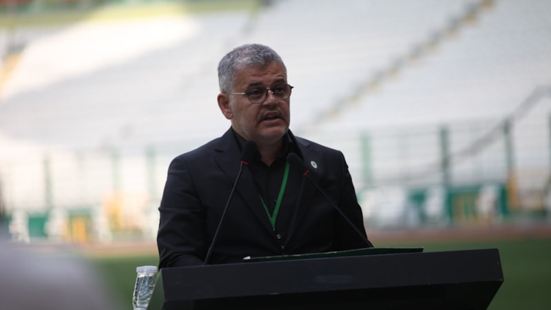 Konyaspor'un yeni başkanı Ömer Atiker oldu