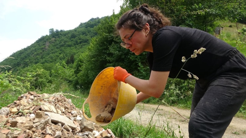 İstanbul’u bırakıp baba ocağına döndü, harabe evi kendi elleriyle hayata döndürdü