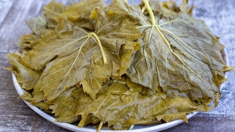 Salamura yapraklarının satışı yasaklandı: Raflardan teker teker kalkıyor