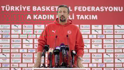 Hidayet Türkoğlu: İnşallah kadın basketbolunun yükseleceği bir yaz süreci olur