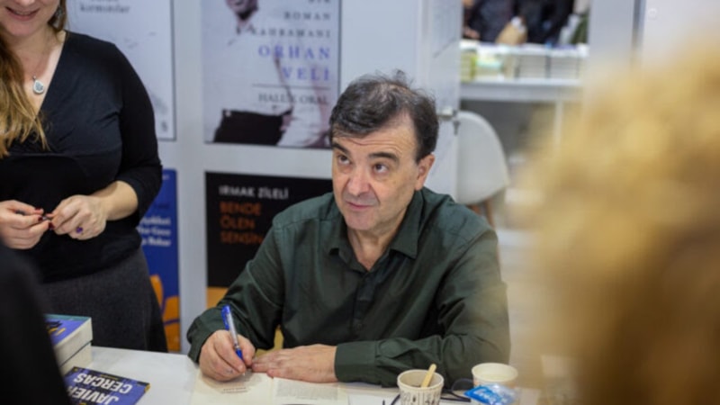 Javier Cercas, Bağımsızlık romanıyla evrensel bir anlatı sunuyor