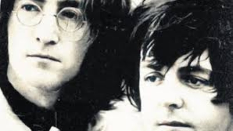 John Lennon’ın dört sayfalık aşk mektubuna 40 bin sterlin