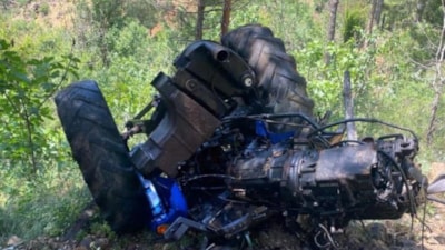 Kayseri'de traktör uçuruma yuvarlandı: 8 yaralı