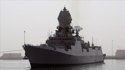 Rumlar limanlarını Hindistan savaş gemilerine açıyor