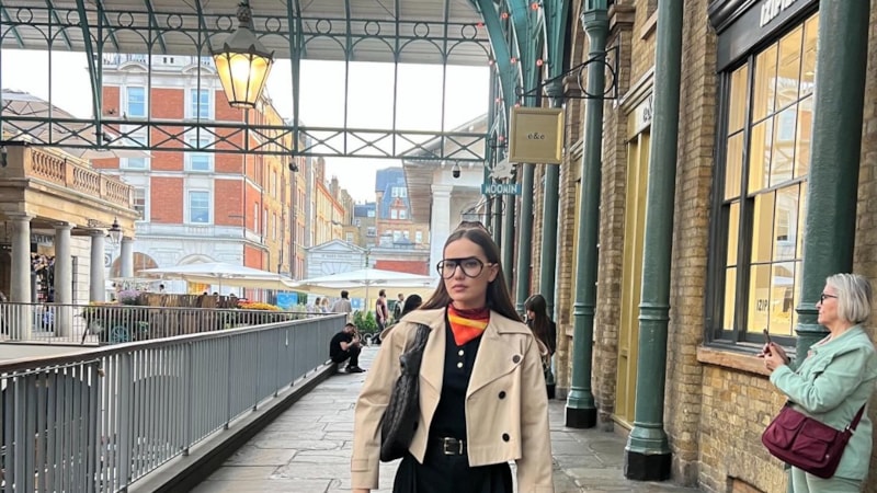 Oyuncu Fahriye Evcen'den Londra paylaşımı