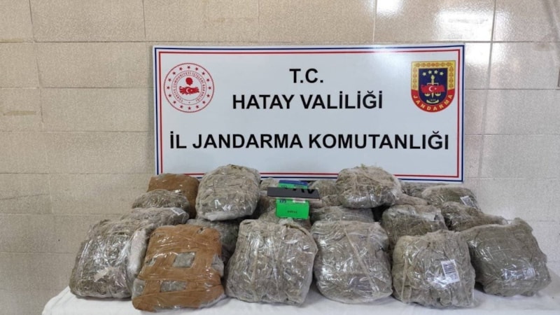 Hatay'da uyuşturucu ve kaçakçılık operasyonu