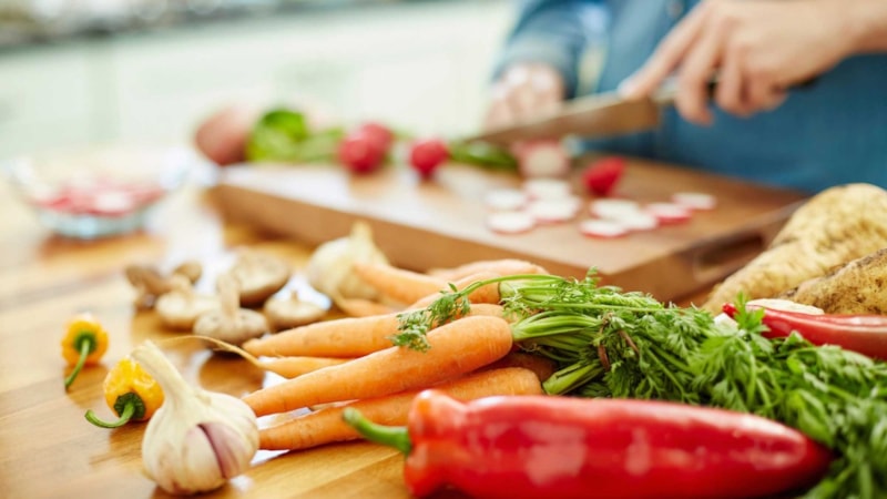 Yaz aylarında en sık görülen 5 gıda zehirlenmesi ve korunma yolları