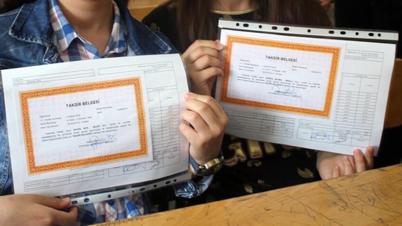 Öğretmenler için hazır karne görüşleri 2025: İlkokul, ortaokul, lise…