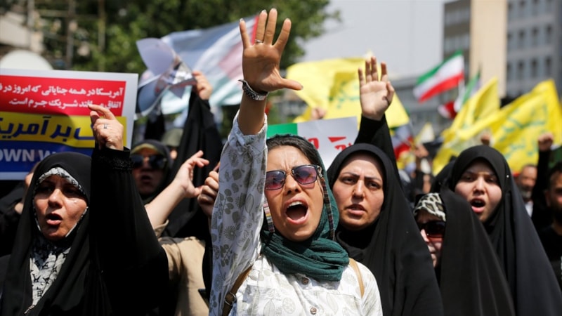 İsrail saldırılarının İran muhalefetine etkisi: Savaş muhalifleri susturuyor