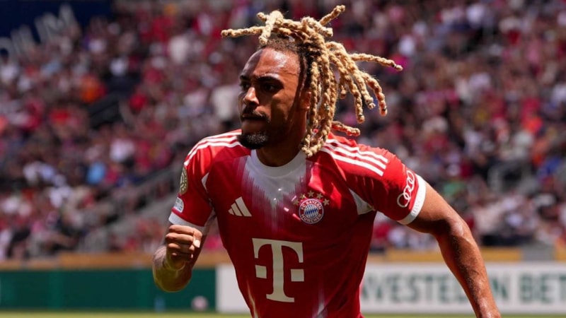 Sacha Boey, Bayern Münih'te devam etmek istiyor