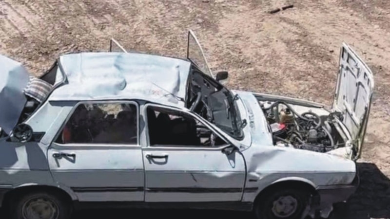 Adıyaman'da sürücü el frenini çekmeyi unuttu: Aracının altında kaldı