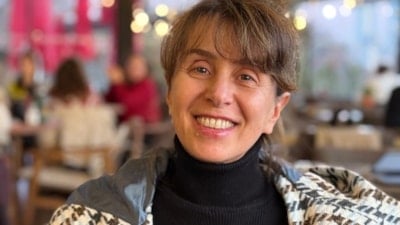 Ruhsan Çarpadan'dan ilmeklenmiş öyküler toplamı: Taşıyamadığım Yük