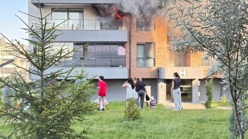 Eskişehir'de buzdolabından çıkan yangın bütün evi sardı