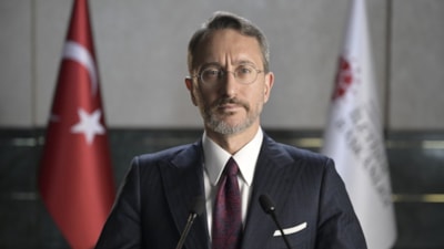 Fahrettin Altun'dan CHP'nin medya kuruluşlarını boykot çağrısına tepki