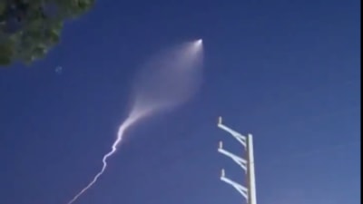 İran, İsrail misillemesinde 'Siccil' füzelerini kullandı