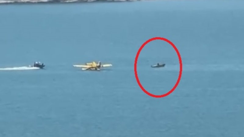 Adana'da yangın söndürme uçağı göle düştü