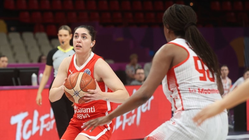 A Milli Kadın Basketbol Takımı, İsviçre'ye şans tanımadı