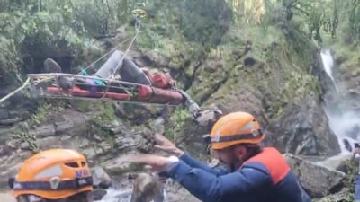 Bursa'da protez ayağı çıktı, Uludağ eteklerinde mahsur kaldı