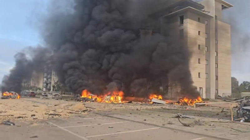 İran, İsrail’in güneyindeki Beerşeba kentini füzelerle vurdu