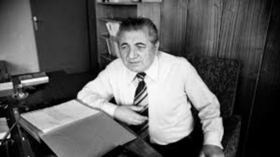 Türk şiirinde bir halk ozanı: Cahit Külebi