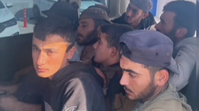 Hatay'da göçmen kaçakçısına suçüstü