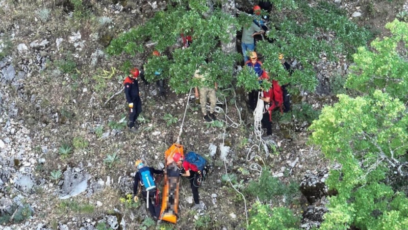 Isparta'da ıhlamur toplarken kayalıktan düşüp öldü