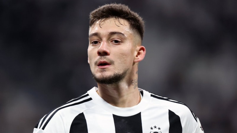 Beşiktaş'ta Ernest Muçi ayrılığı kapıda: Bonservis bedeli netleşti