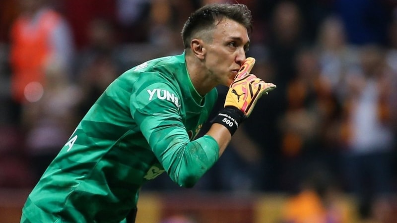 Fernando Muslera'nın yeni takımını menajeri açıkladı
