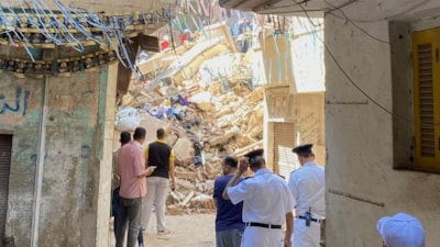 Kahire'de 3 bina çöktü