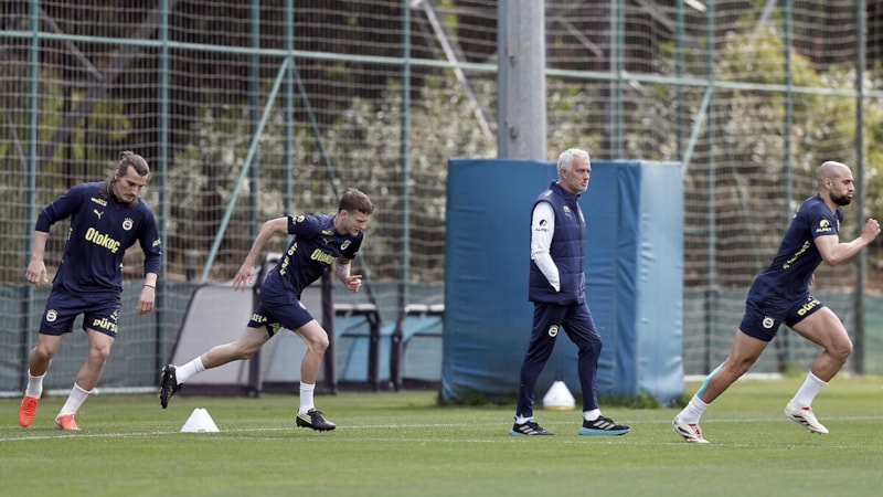 Fenerbahçe, Lazio ile hazırlık maçı yapacak