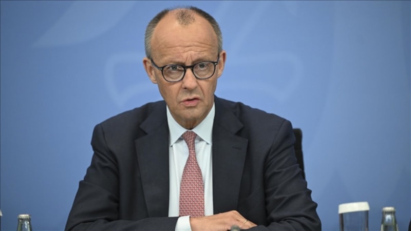 Almanya'da Başbakan Merz hakkında suç duyurusunda bulunuldu