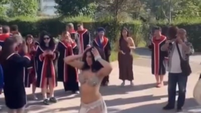 ODTÜ'de dansöz oynatılmasıyla ilgili rektörlük açıklama yayınladı