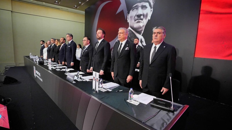 Beşiktaş'ta olağanüstü genel kurul günü!