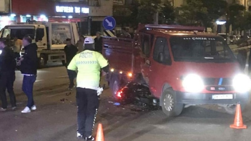 Giresun'da kamyonetle çarpuşam motosikletli genç öldü
