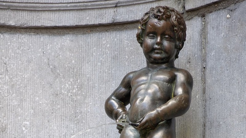 Galatasaray'ın 5 yıldızlı forması Brüksel'in simgesi Manneken Pis'e giydirilecek