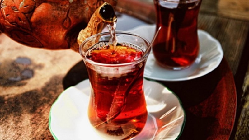 Bakanlık ifşaladı: Gıda boyası tespit edildi! Bu çay markaları raflardan kalkıyor