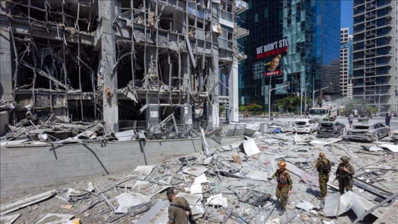 Fransa, İngiltere ve Almanya'dan İran'a çağrı