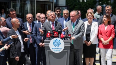 Muharrem İnce CHP'ye geri dönüyor: Grup toplantısında rozet takacak
