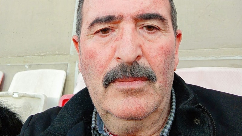 Sivas'ta şarampole devrilen kepçenin operatörü hayatını kaybetti