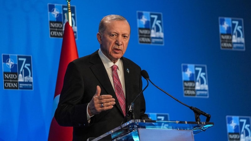 Cumhurbaşkanı Erdoğan, NATO zirvesine katılmak için Hollanda'ya gidiyor