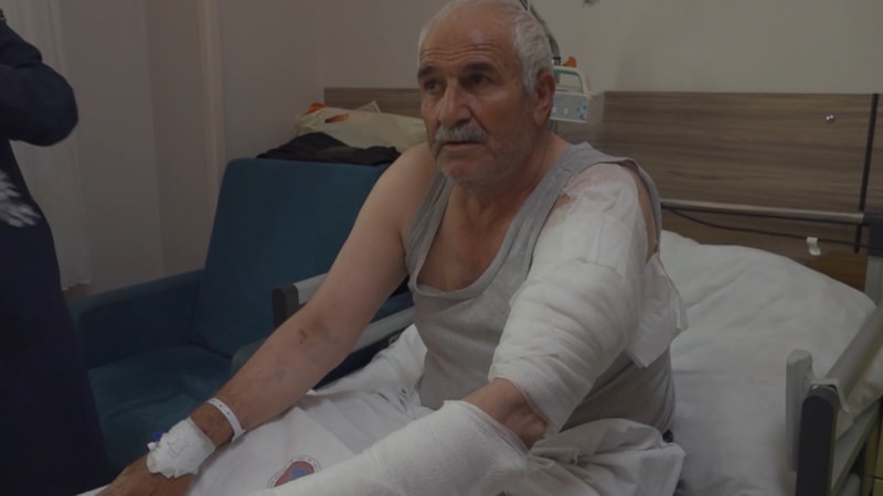 Van'da ot biçerken kurdun saldırısına uğradı