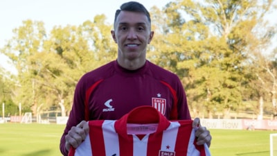 Fernando Muslera yeni takımıyla sözleşme imzaladı