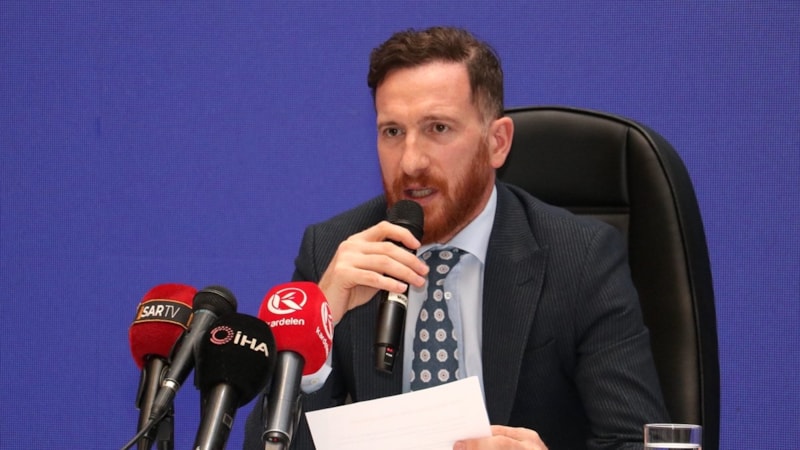 Erzurumspor FK Başkanı Ahmet Dal, basın toplantısı düzenledi