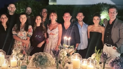 Hacı Sabancı'nın doğum gününe katıldı! Hande Erçel ve Hakan Sabancı çiftinden yeni kare